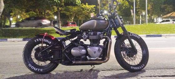 TRIUMPH BONNEVILLE BOBBER 1200 TRIUMPH BONNEVILLE BOBBER 1200